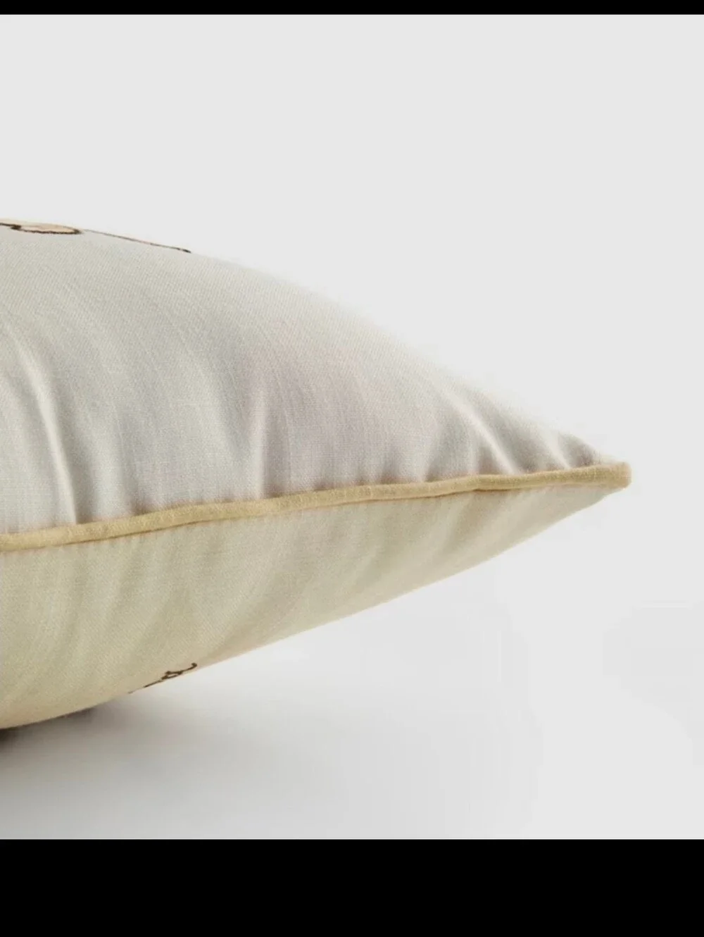 Walt Disney Pooh Bear Decorative Pillow - Cream & Red, Primark